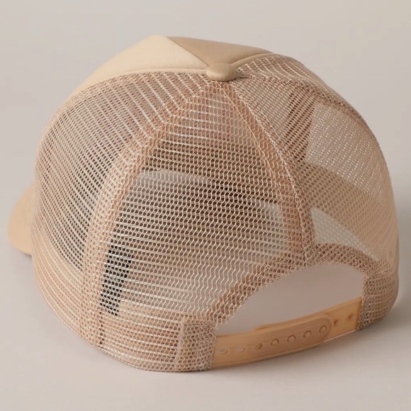 TS Lover Trucker Hat NWT - Picture 5 of 5